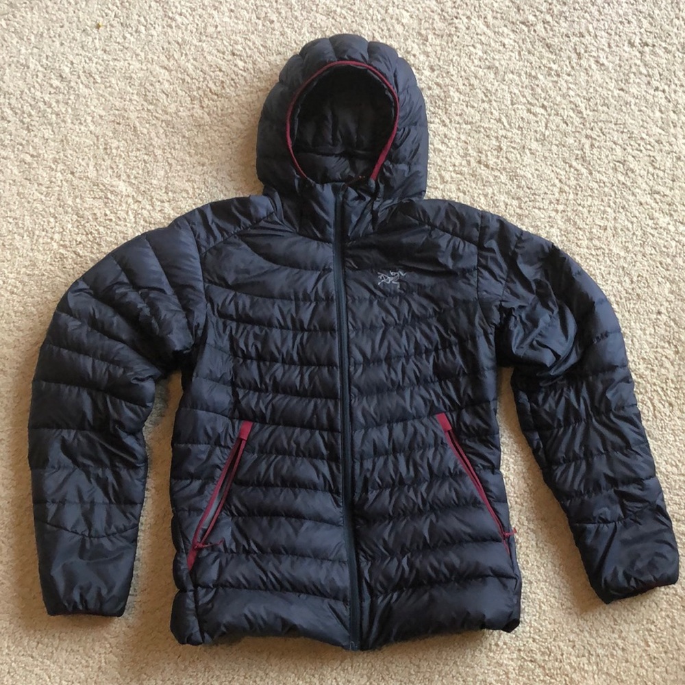 Arc’teryx Cerium LT Down Hoodie women’s L